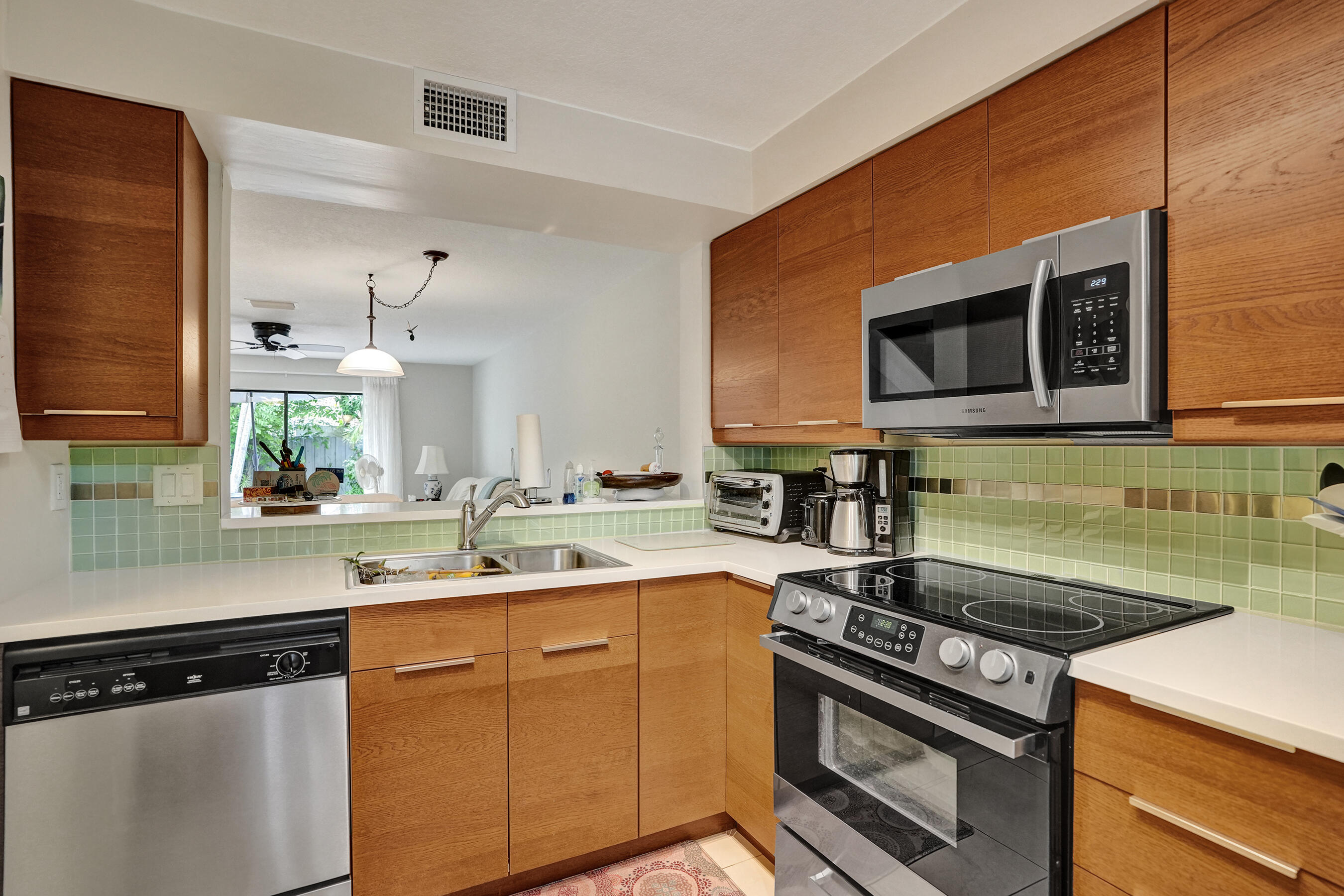 3028 S Oakland Forest Drive 3204