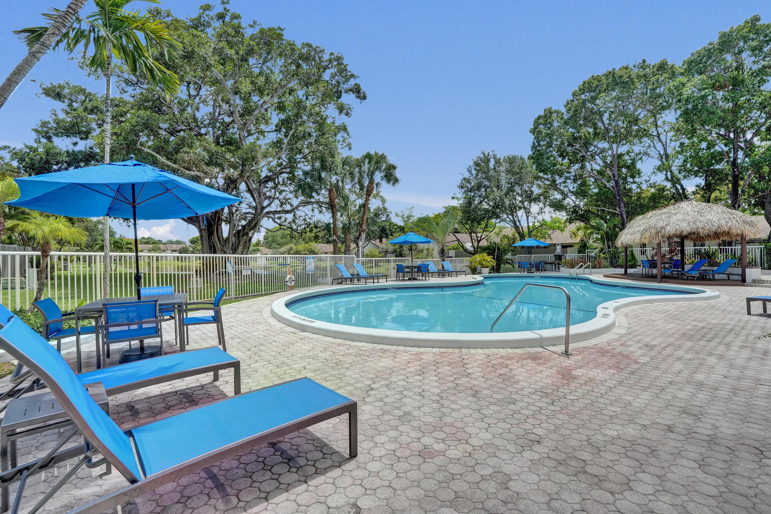 PINES OF OAKLAND FOREST WEST - Residential