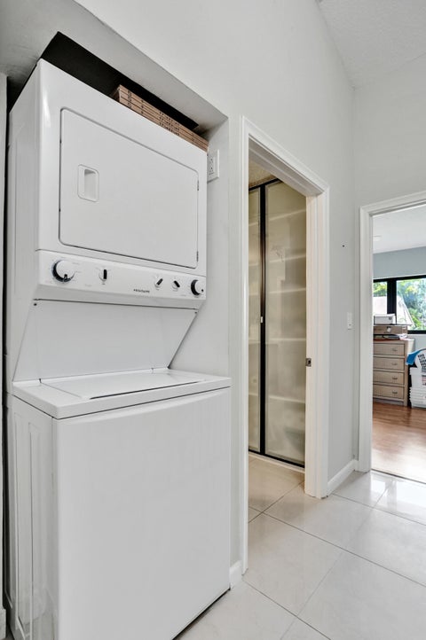 Tiny photo for 3028 S Oakland Forest Drive #3204, Oakland Park, FL 33309 (MLS # B26032104)