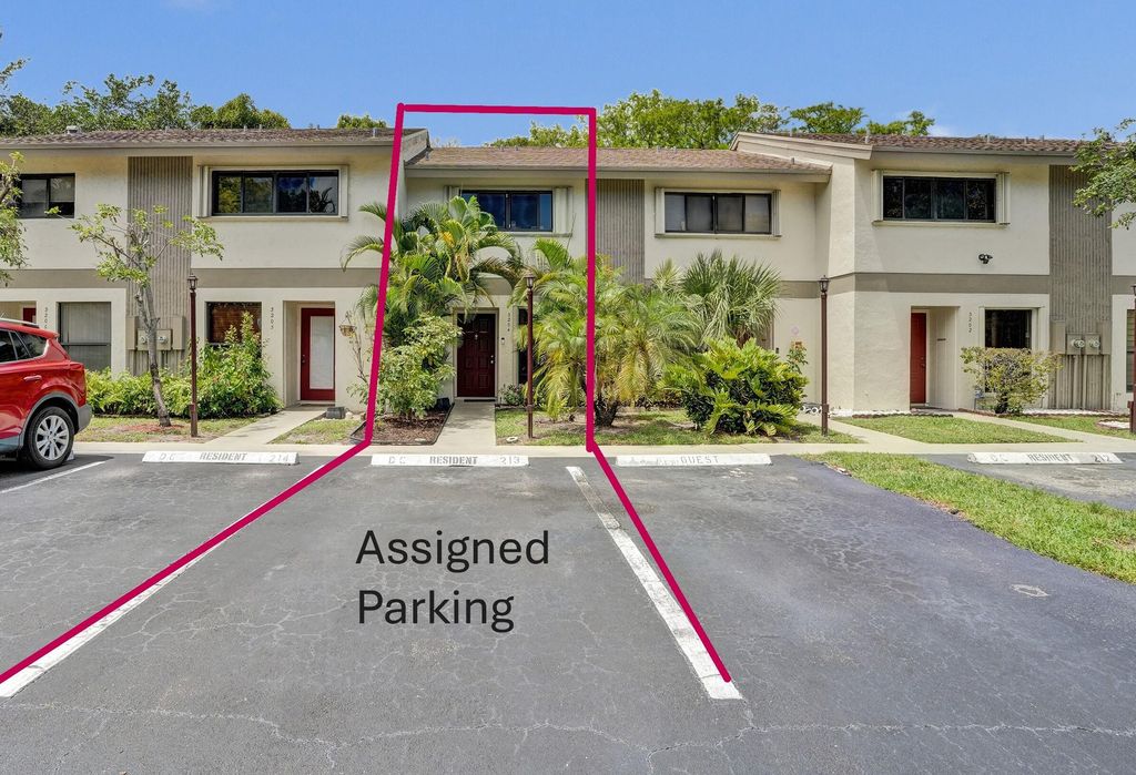 Photo of 3028 S Oakland Forest Drive #3204, Oakland Park, FL 33309 (MLS # B26032104)
