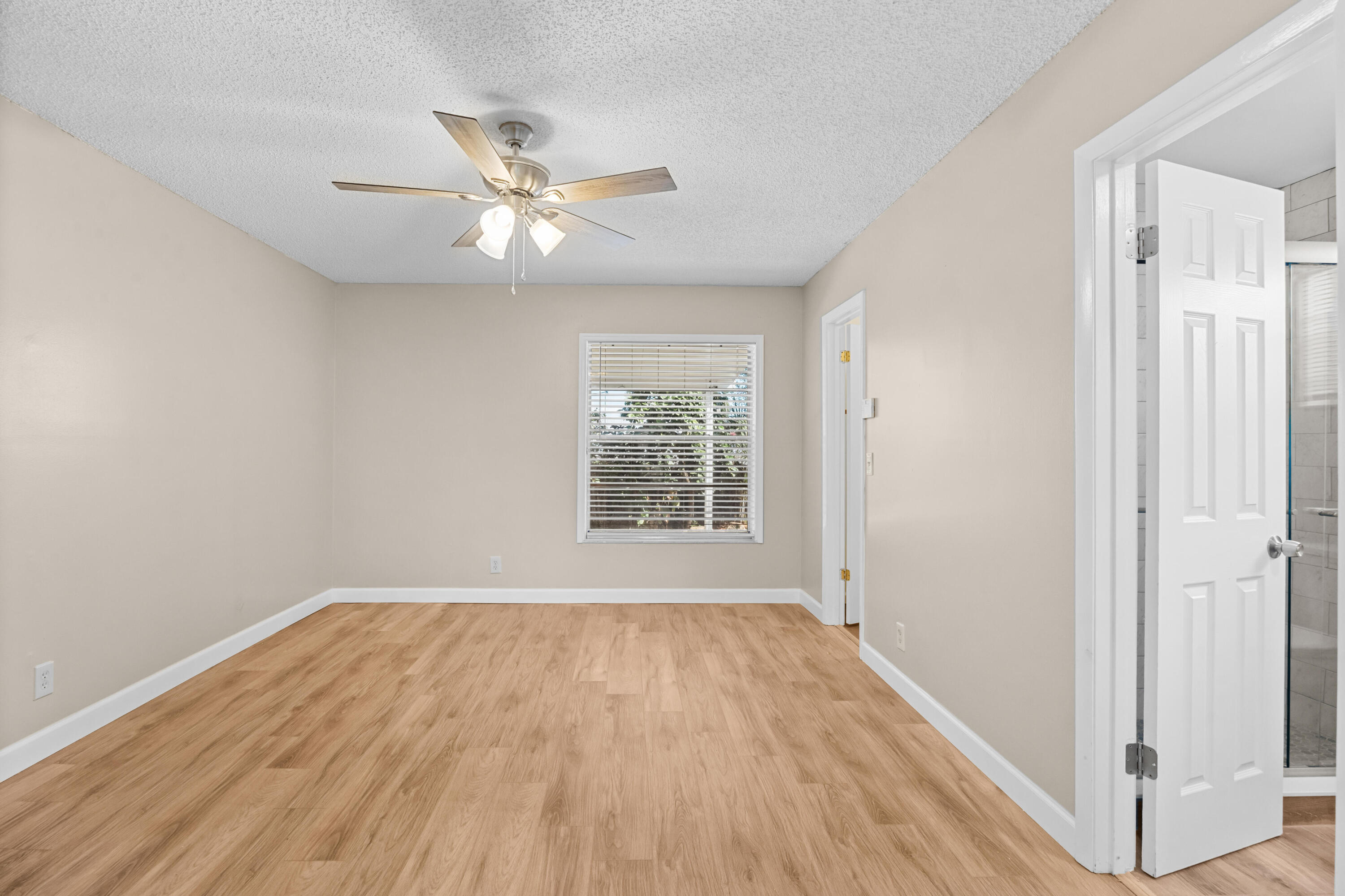 EASTRIDGE ESTATES - Residential