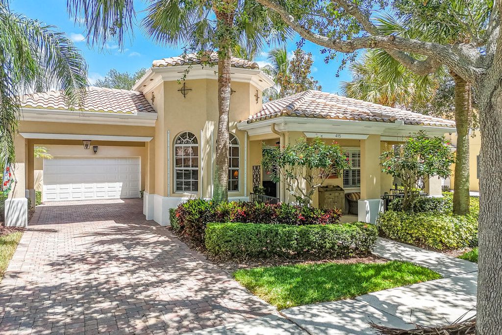 Photo of 415 San Remo Drive, Jupiter, FL 33458 (MLS # R11085424)