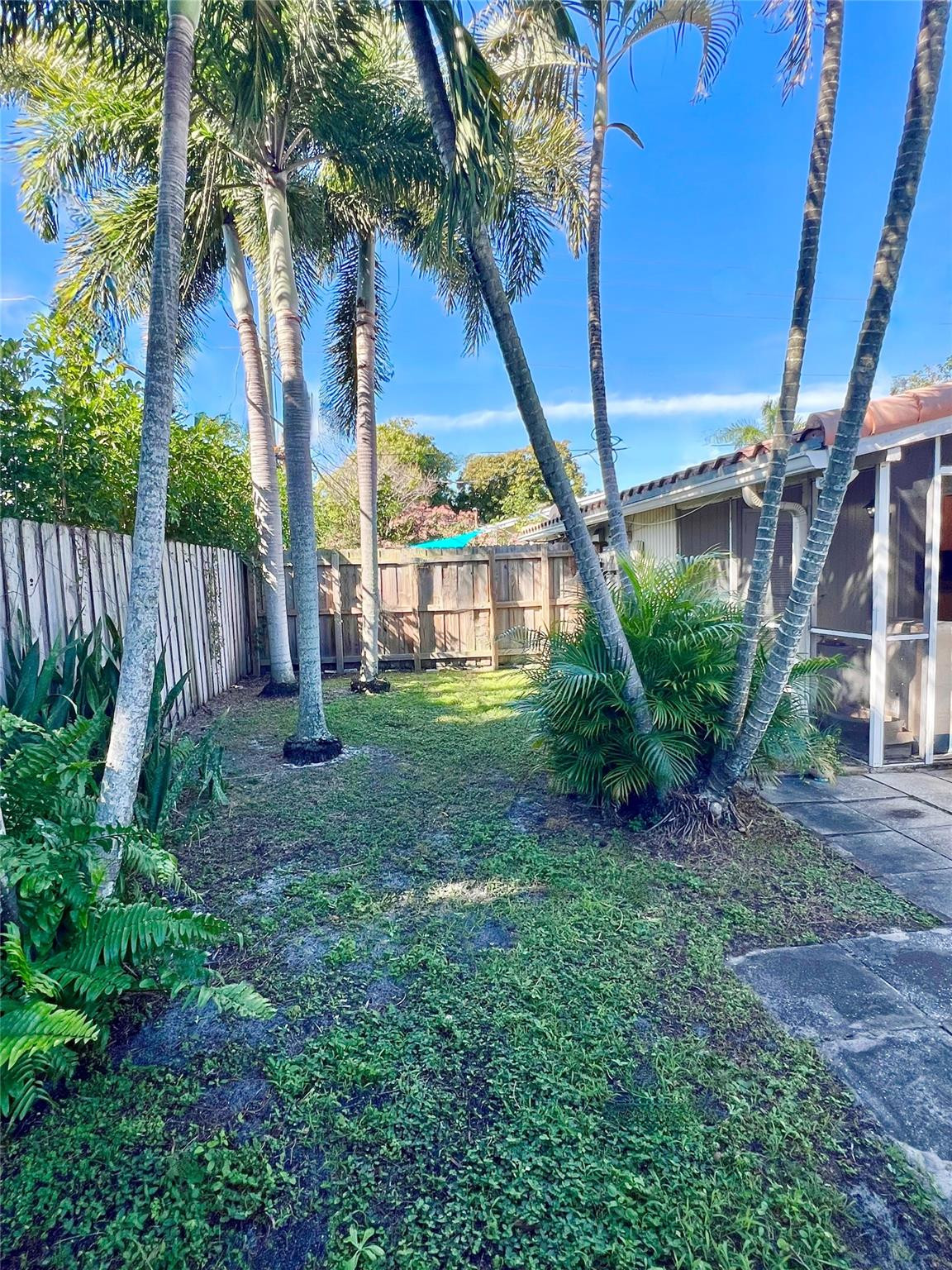 Coral Ridge Isles 45-47 B - Residential Income