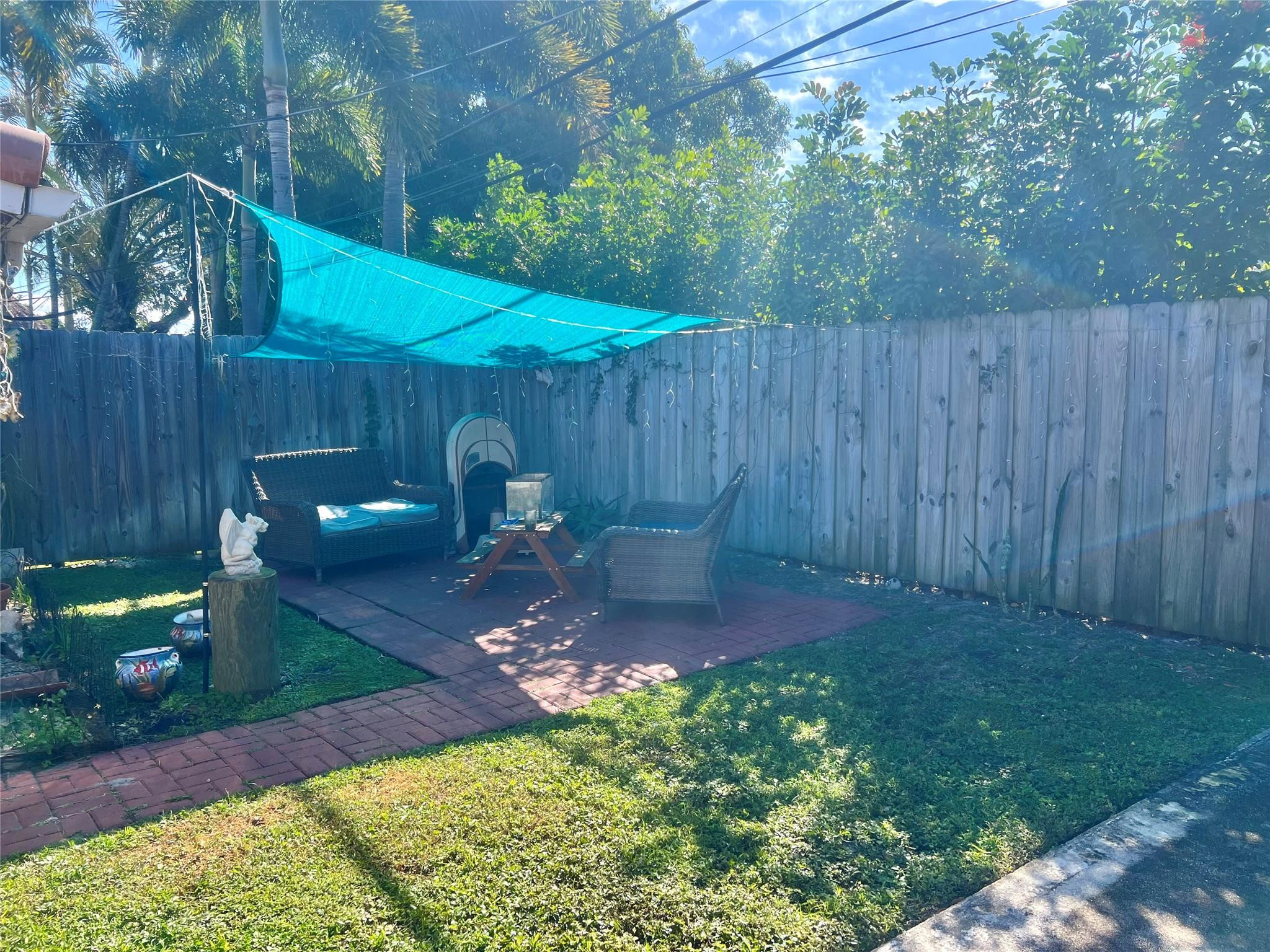 Coral Ridge Isles 45-47 B - Residential Income