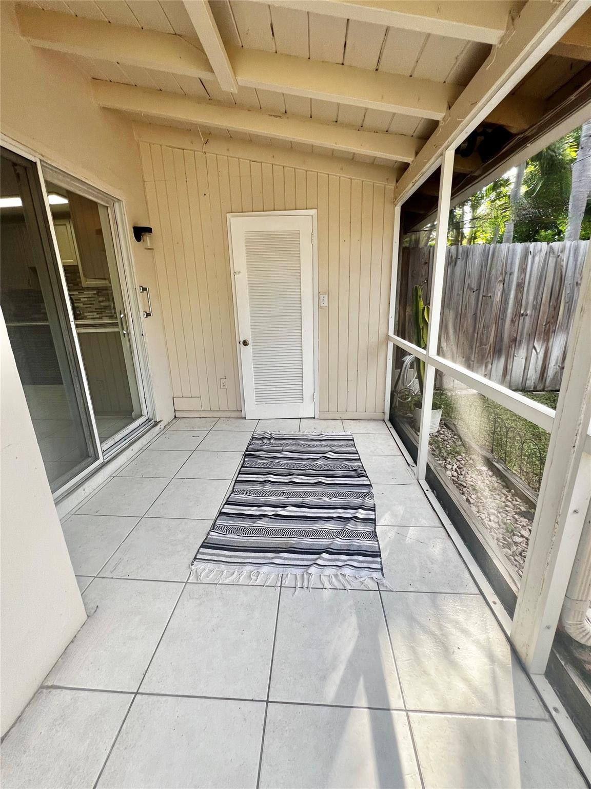 Coral Ridge Isles 45-47 B - Residential Income