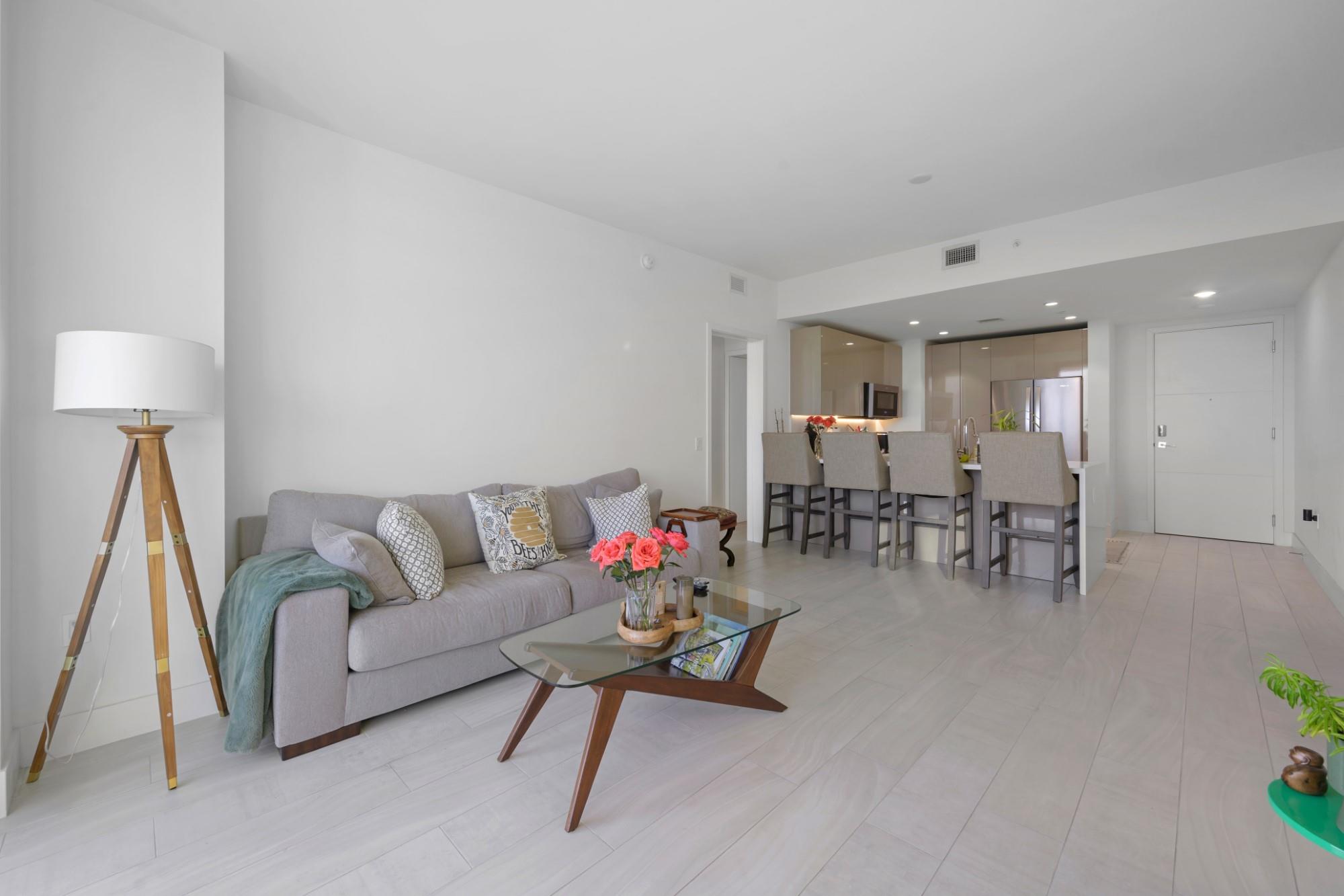 2000 Metropica Way 2407