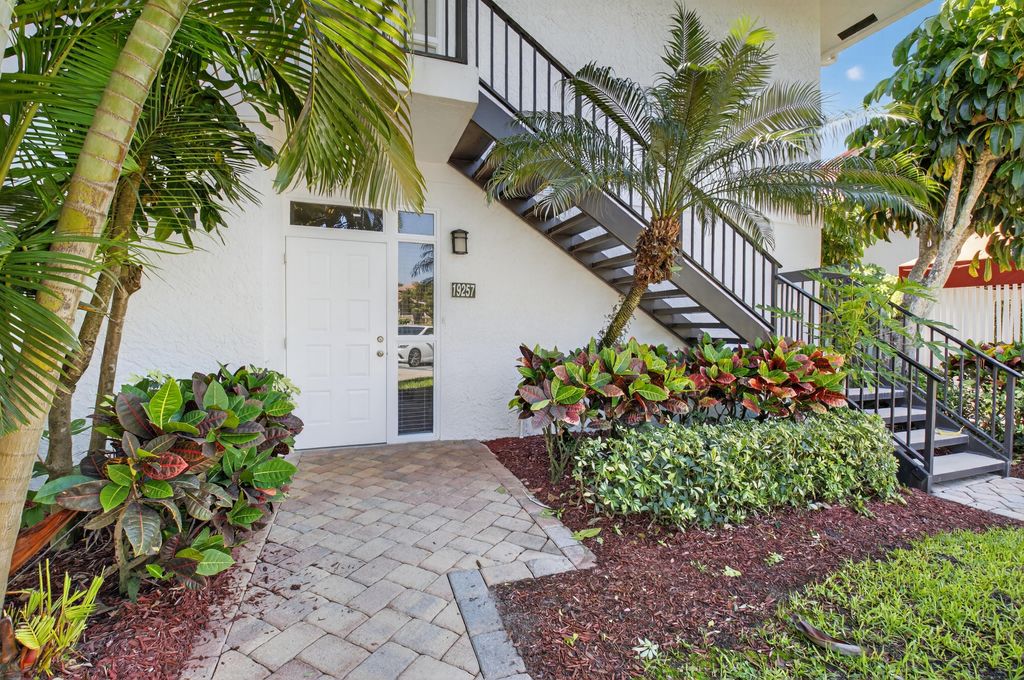Photo of 19257 Sabal Lake Drive #5091, Boca Raton, FL 33434 (MLS # B26008303)