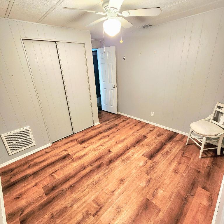 PINELAKE VILLAGE - Residential