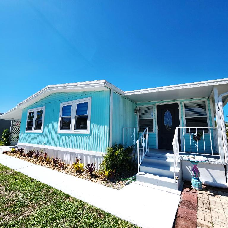 PINELAKE VILLAGE - Residential