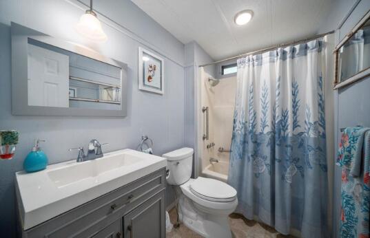 PINELAKE VILLAGE - Residential