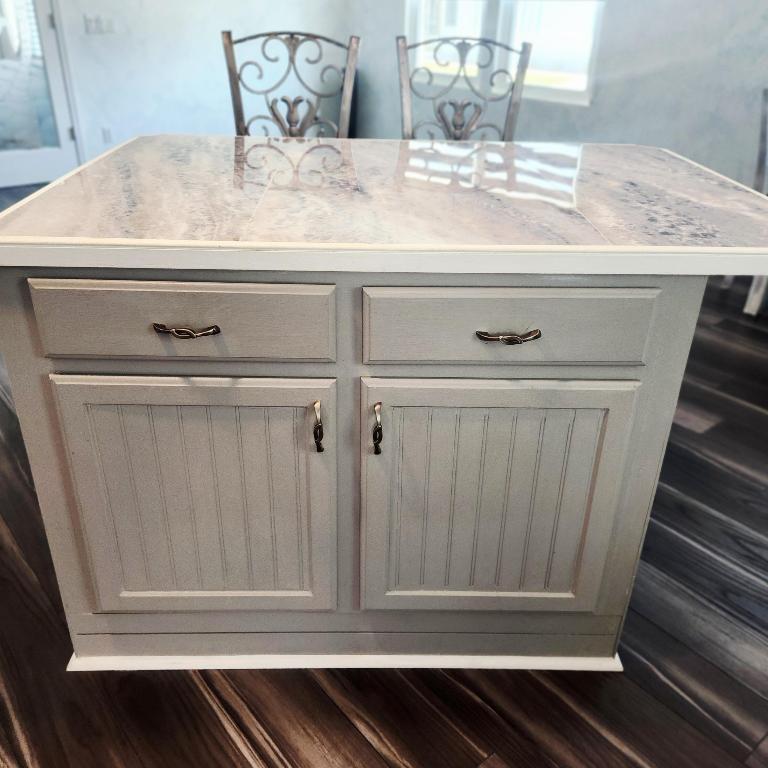 PINELAKE VILLAGE - Residential