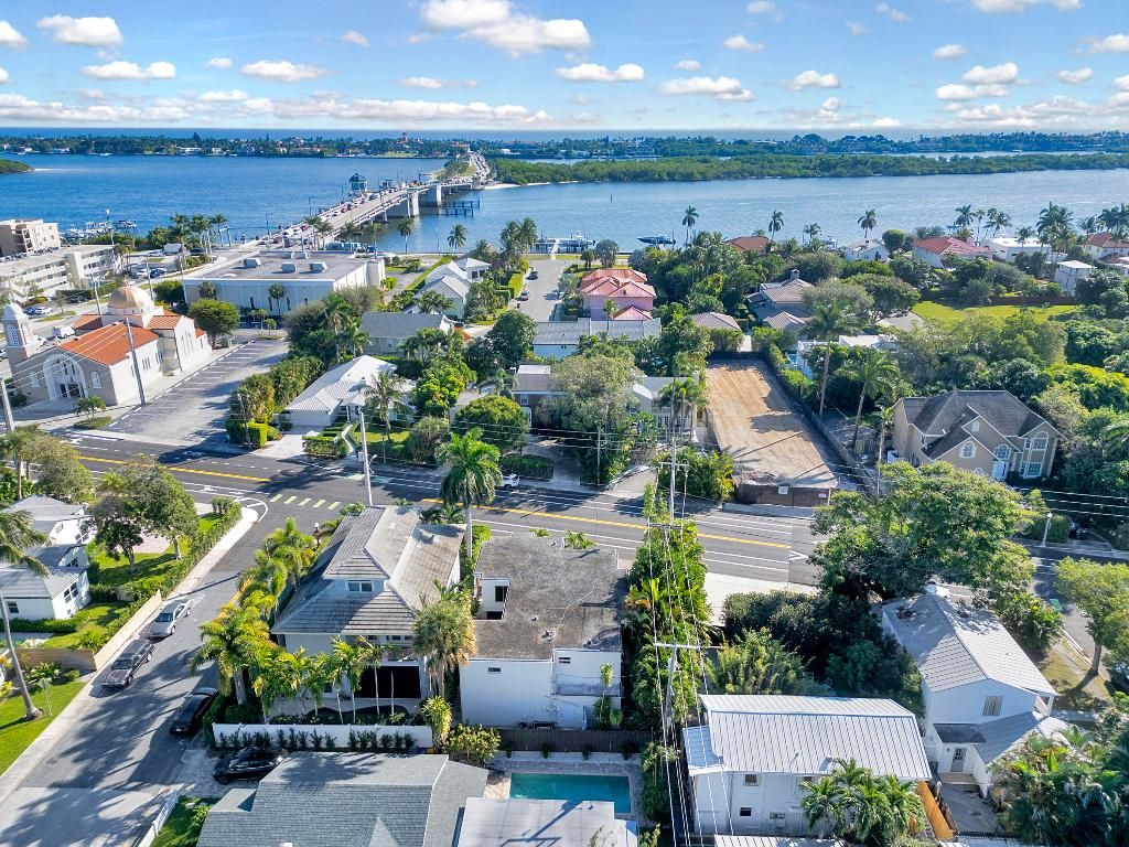 Photo of 4105 Washington Road, West Palm Beach, FL 33405 (MLS # R11141187)