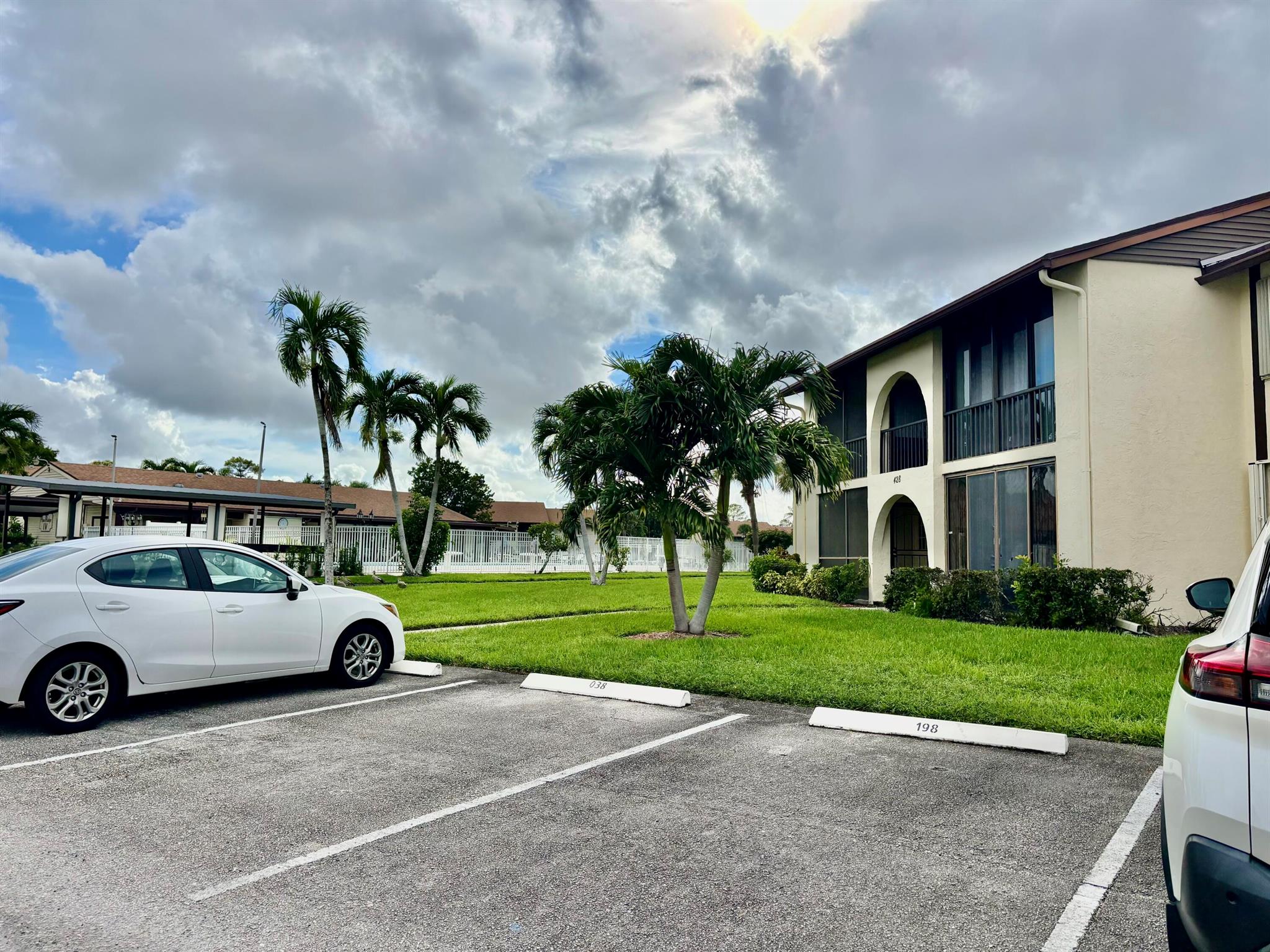 PINE RIDGE IV CONDO - Residential Lease