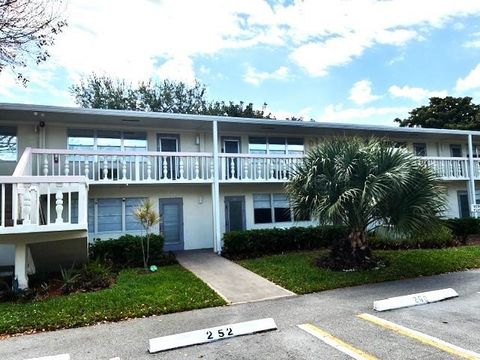 260 Newport P 260 Deerfield Beach FL 33442