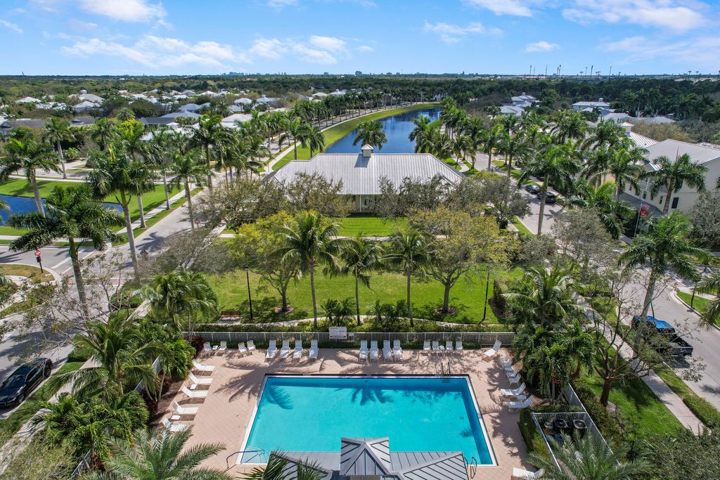 Photo of 3353 E Mallory Boulevard, Jupiter, FL 33458 (MLS # R10963827)