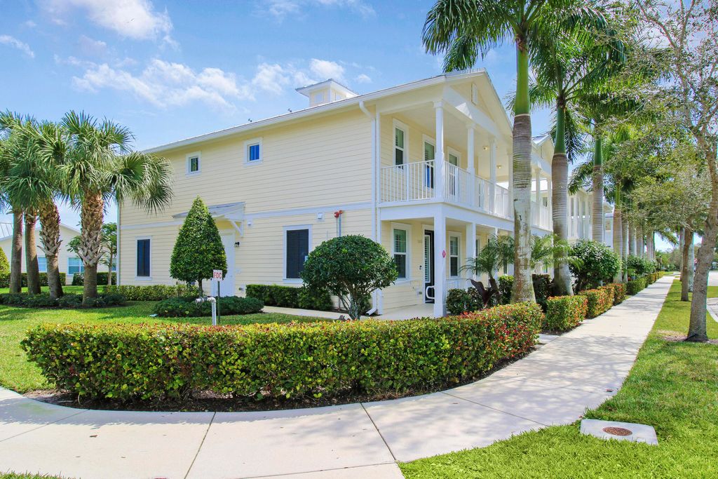 Photo of 3353 E Mallory Boulevard, Jupiter, FL 33458 (MLS # R10963827)