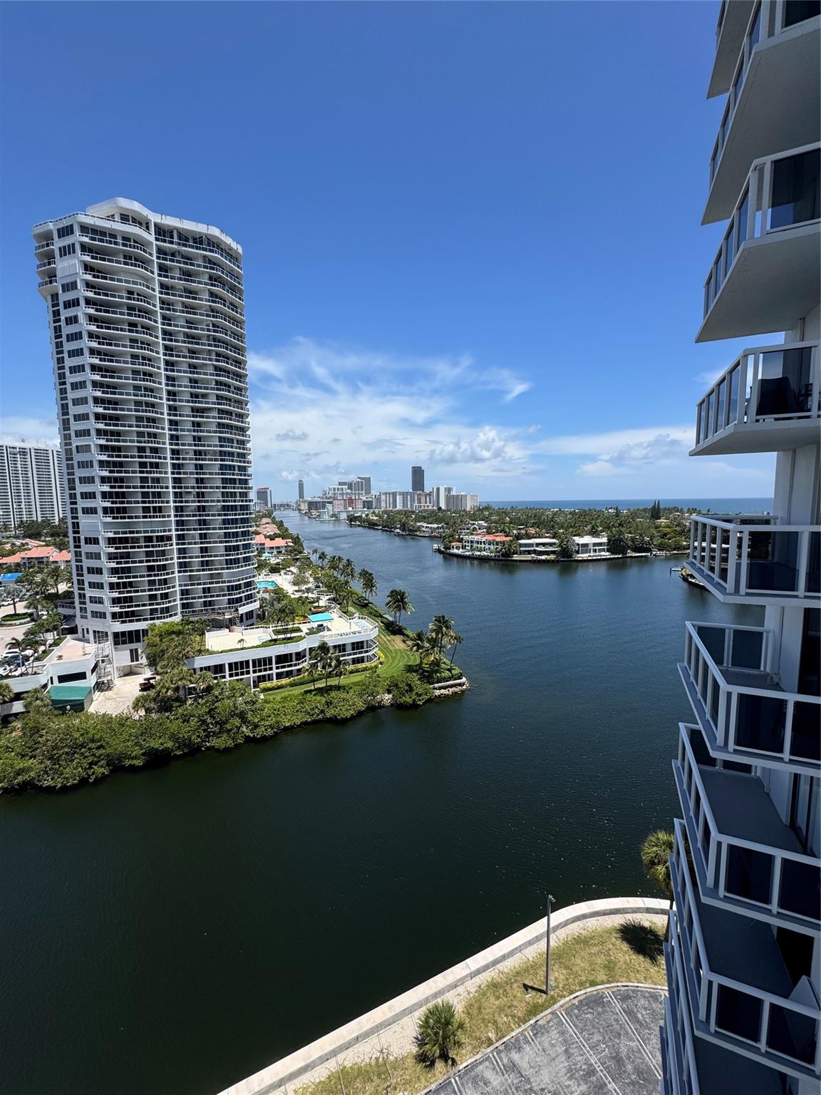 WATERVIEW CONDO - Residential Lease