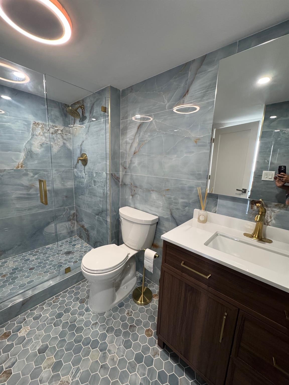 WATERVIEW CONDO - Residential Lease