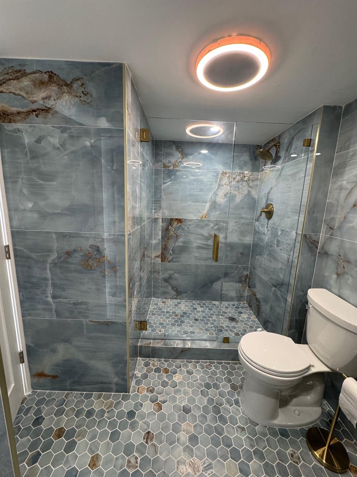 WATERVIEW CONDO - Residential Lease