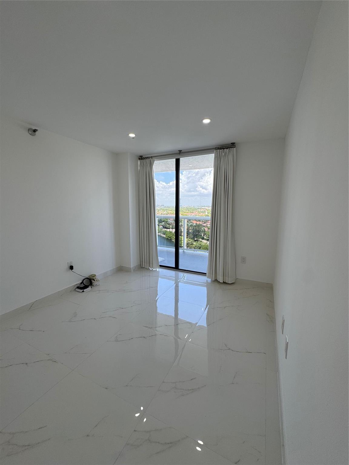 WATERVIEW CONDO - Residential Lease