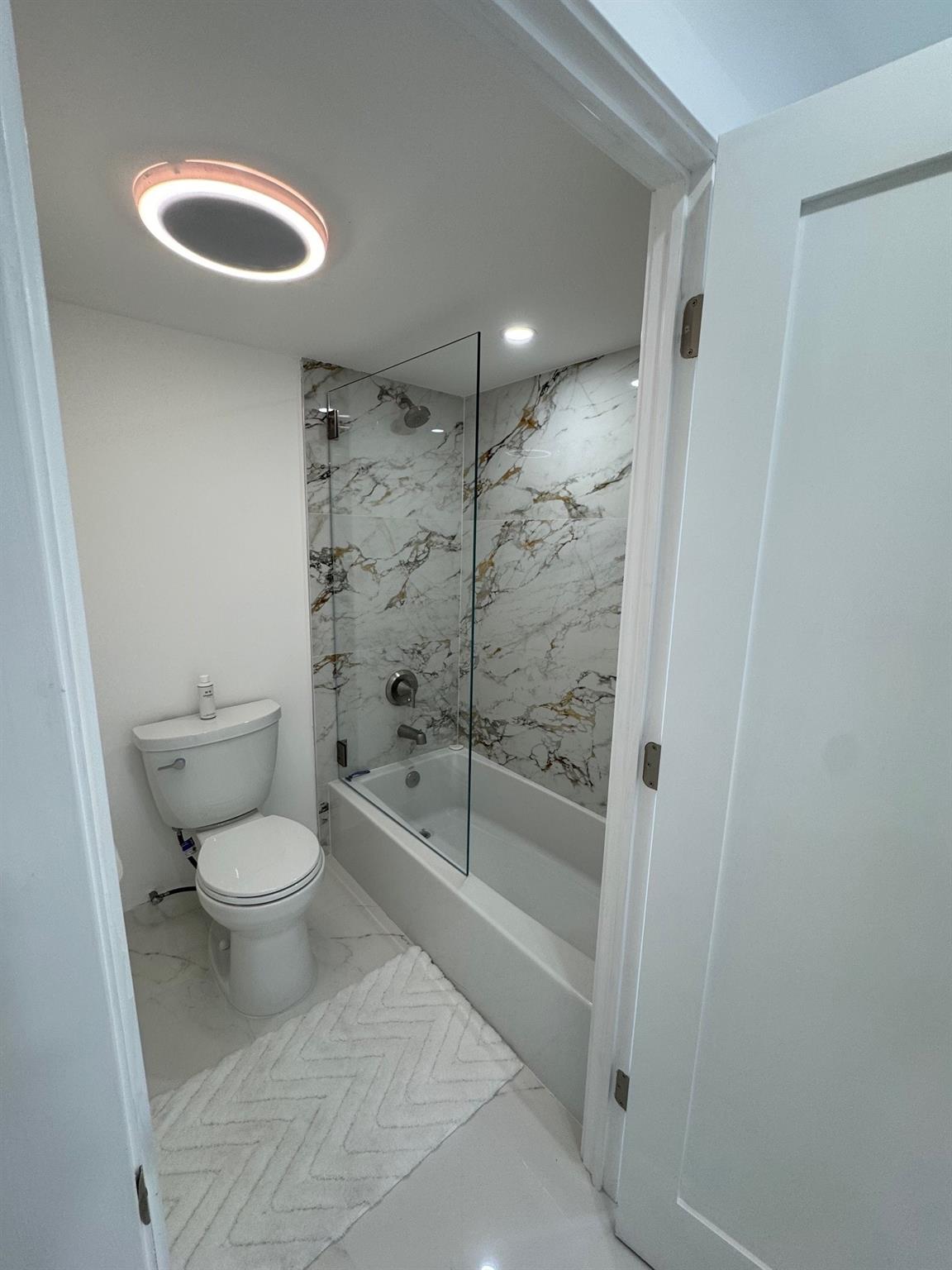 WATERVIEW CONDO - Residential Lease