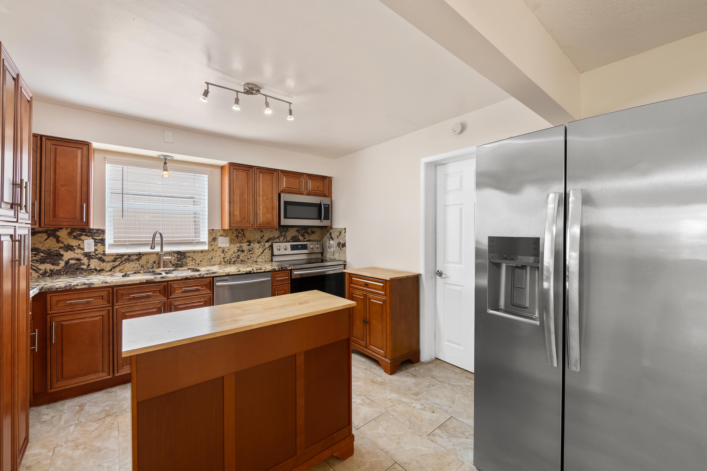 51 NE 49TH Street