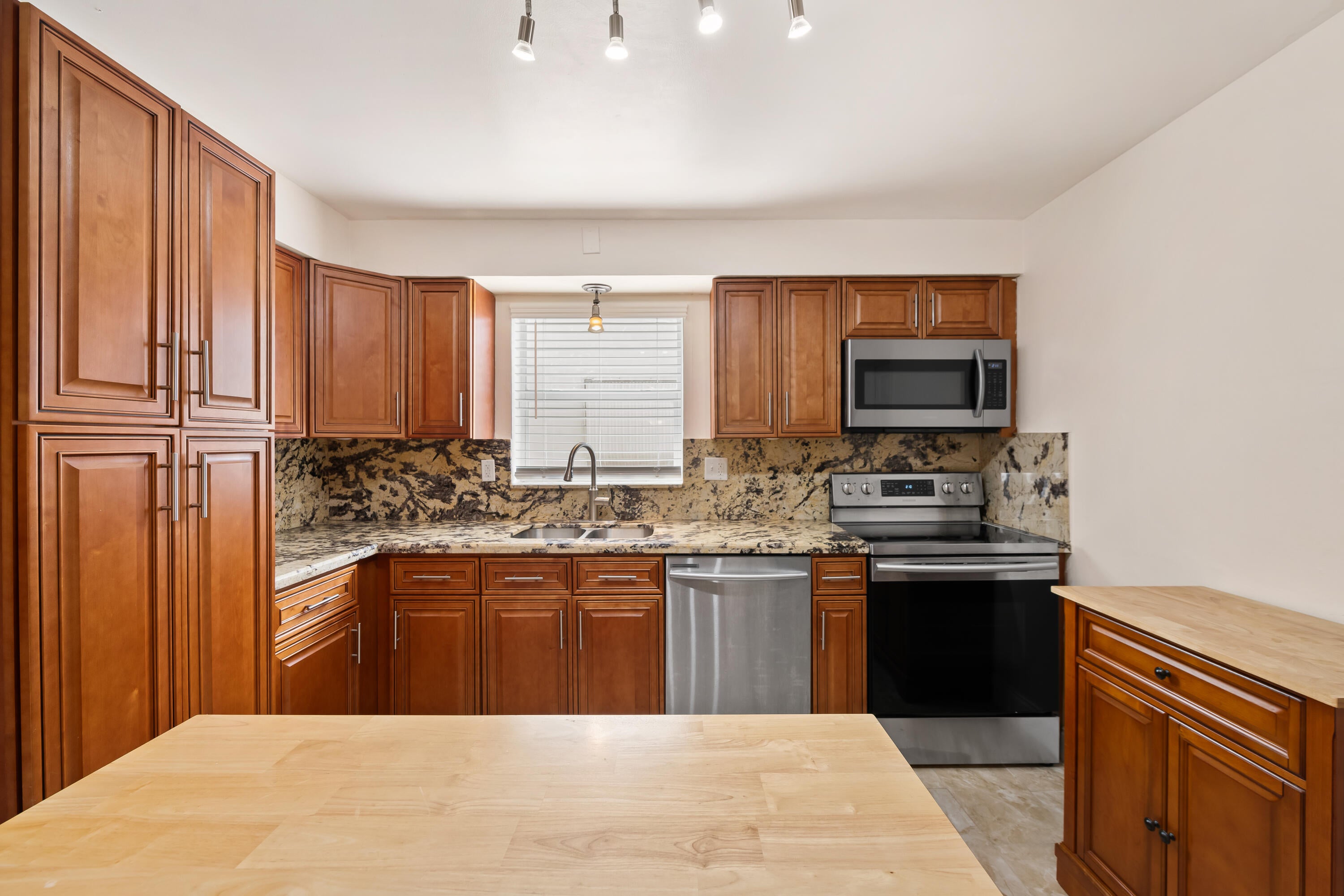 51 NE 49TH Street