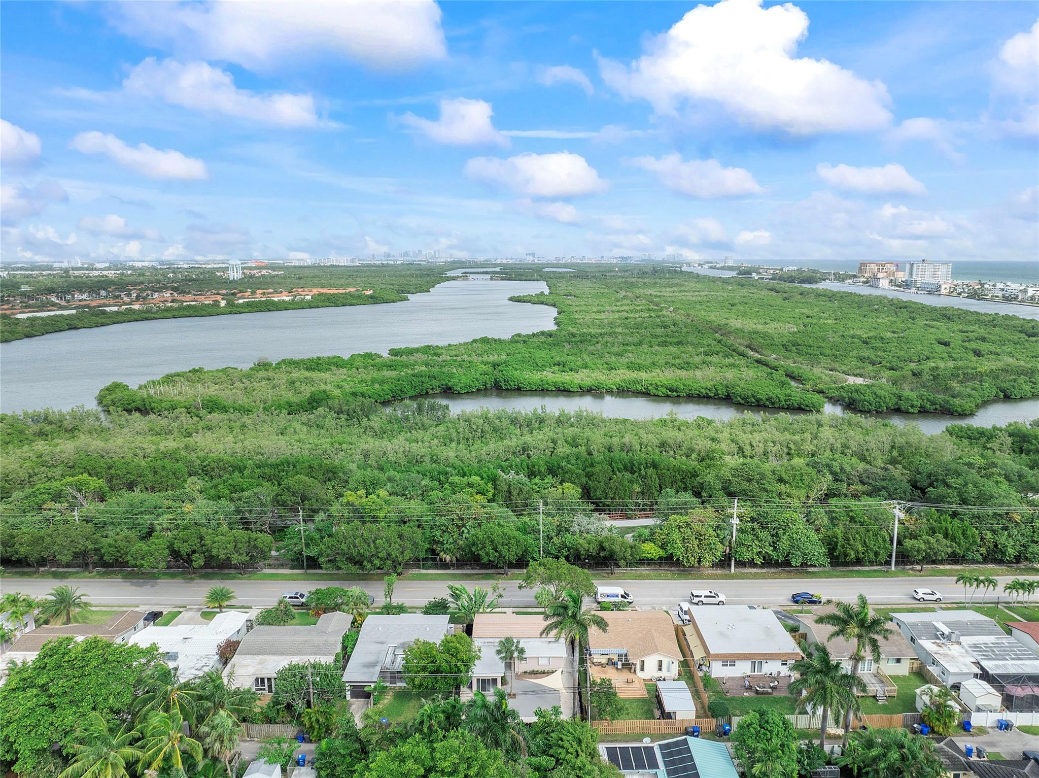 HOLLYWOOD LAKES SEC - Residential Lease