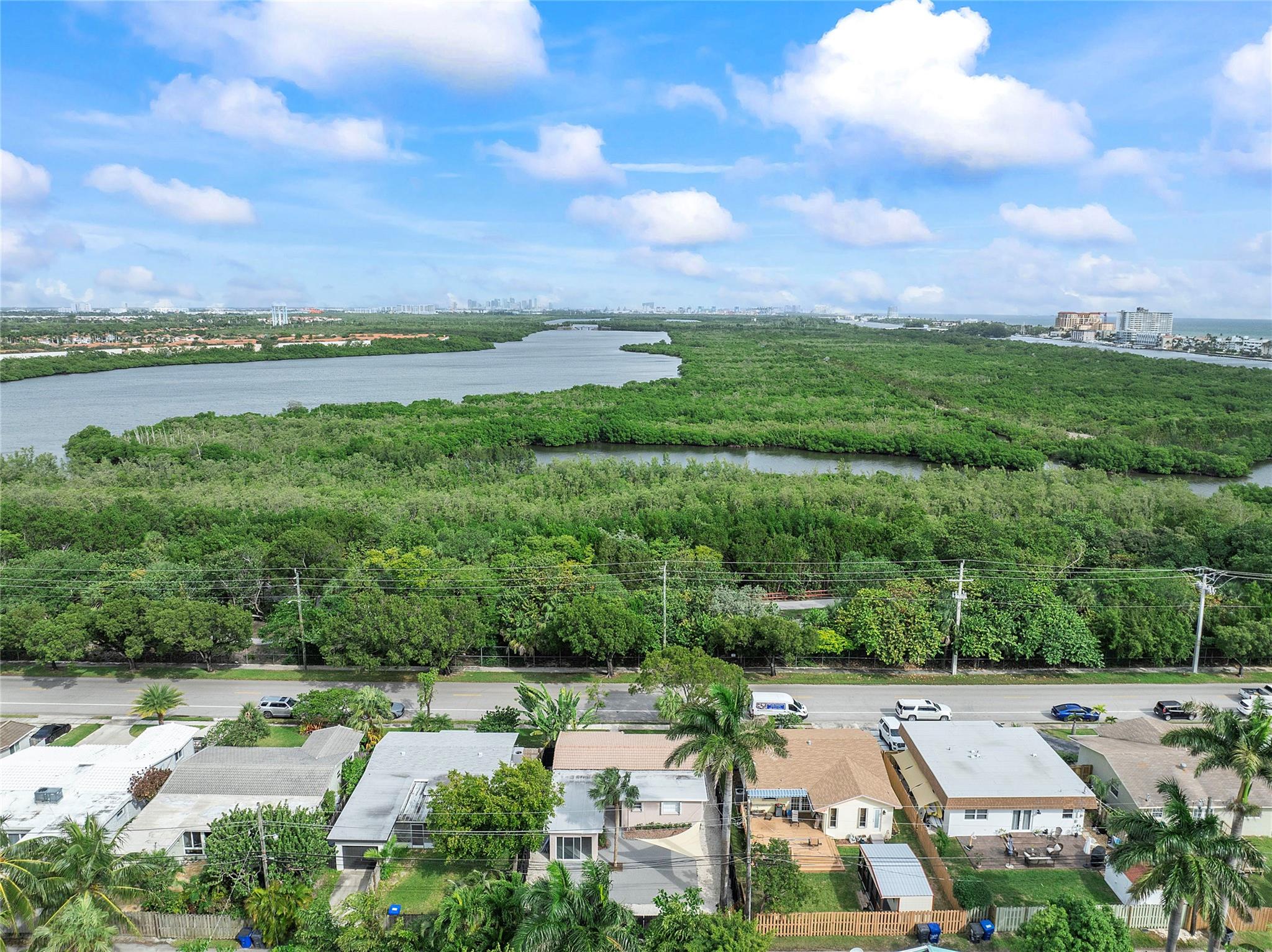 HOLLYWOOD LAKES SEC - Residential Lease