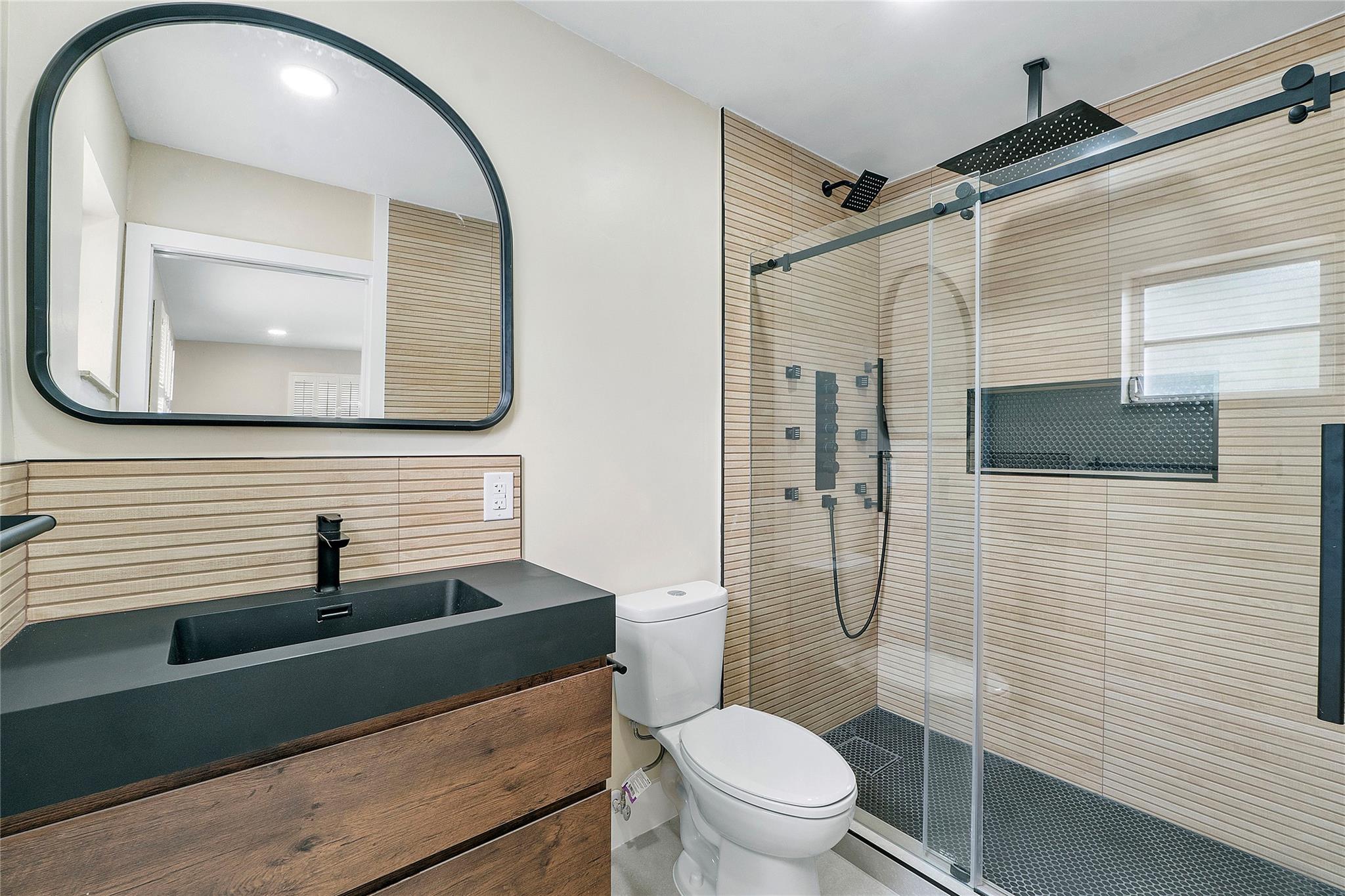 HOLLYWOOD LAKES SEC - Residential Lease