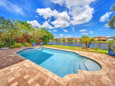Tiny photo for 11965 S BAYPOINT Circle, Parkland, FL 33076 (MLS # B26081899)