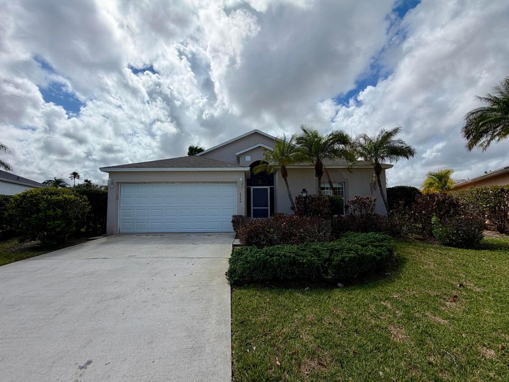 Photo of 6295 33rd Manor, Vero Beach, FL 32966 (MLS # R11169113)