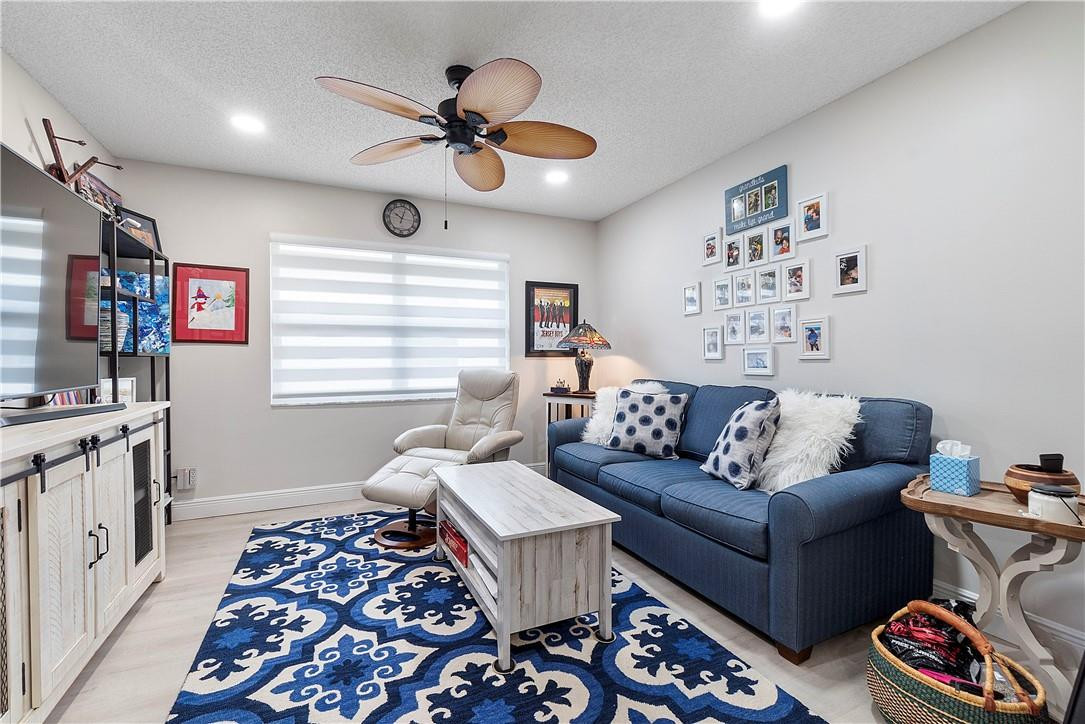 Palm Isles - Residential