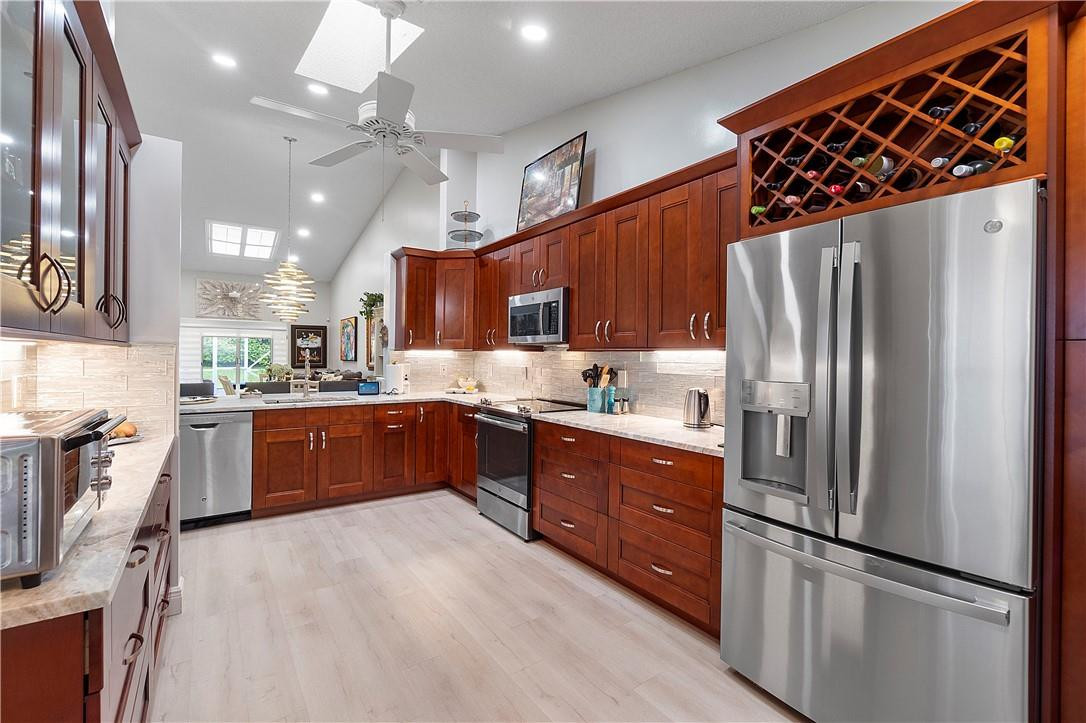 Palm Isles - Residential