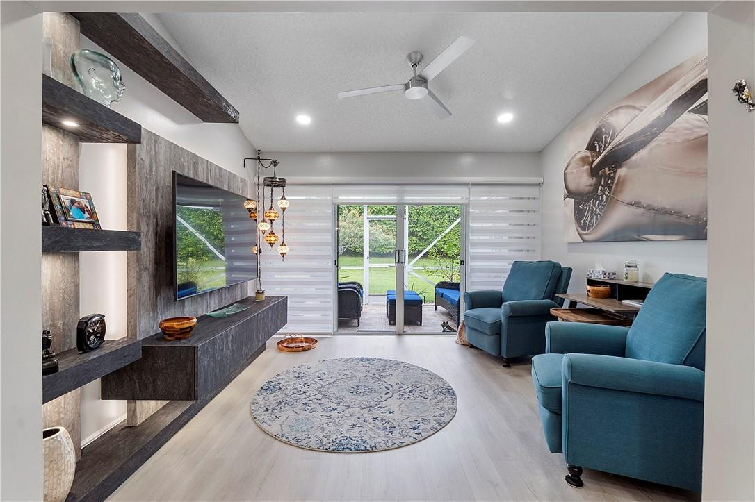 Palm Isles - Residential
