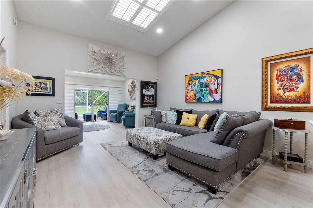 Palm Isles - Residential