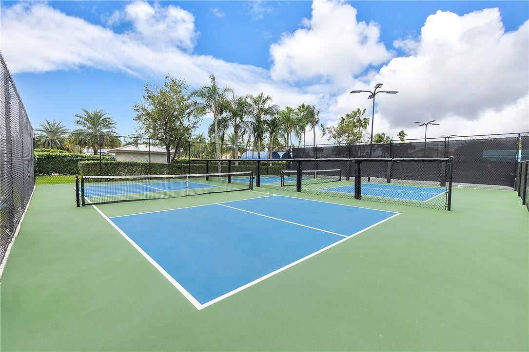 Palm Isles - Residential