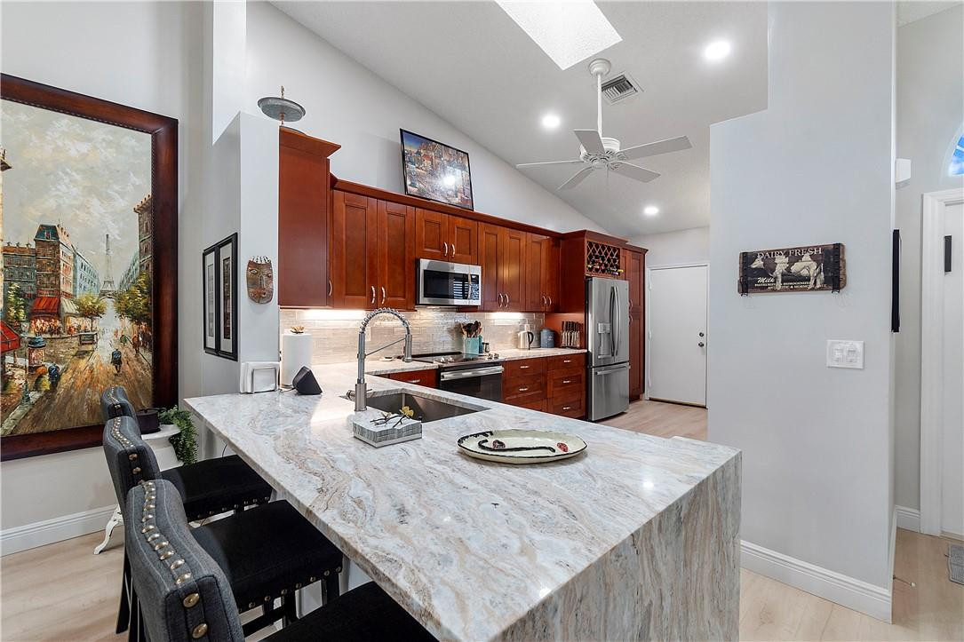 Palm Isles - Residential