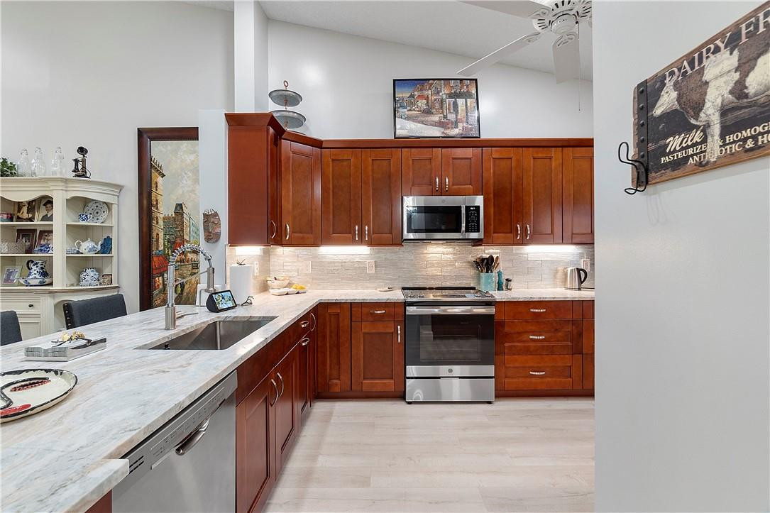 Palm Isles - Residential