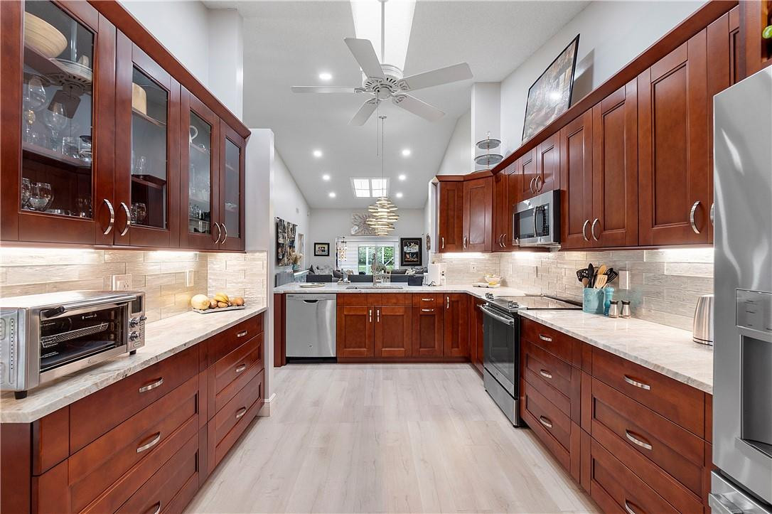 Palm Isles - Residential