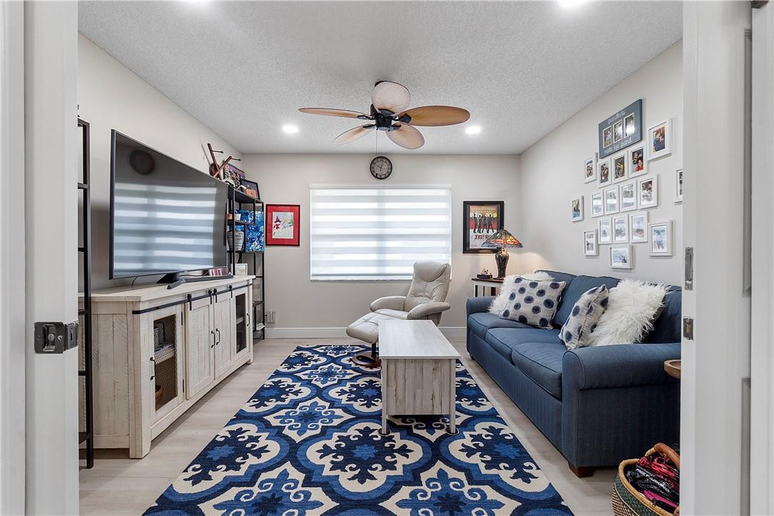 Palm Isles - Residential