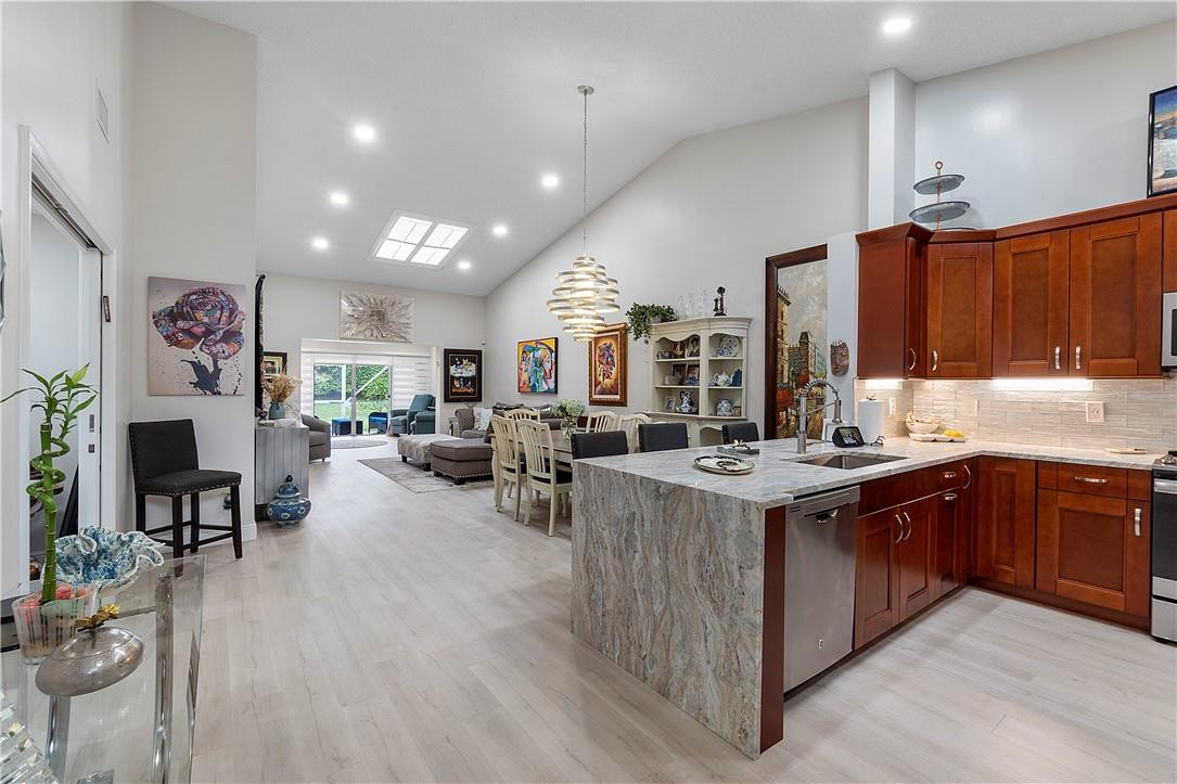 Palm Isles - Residential