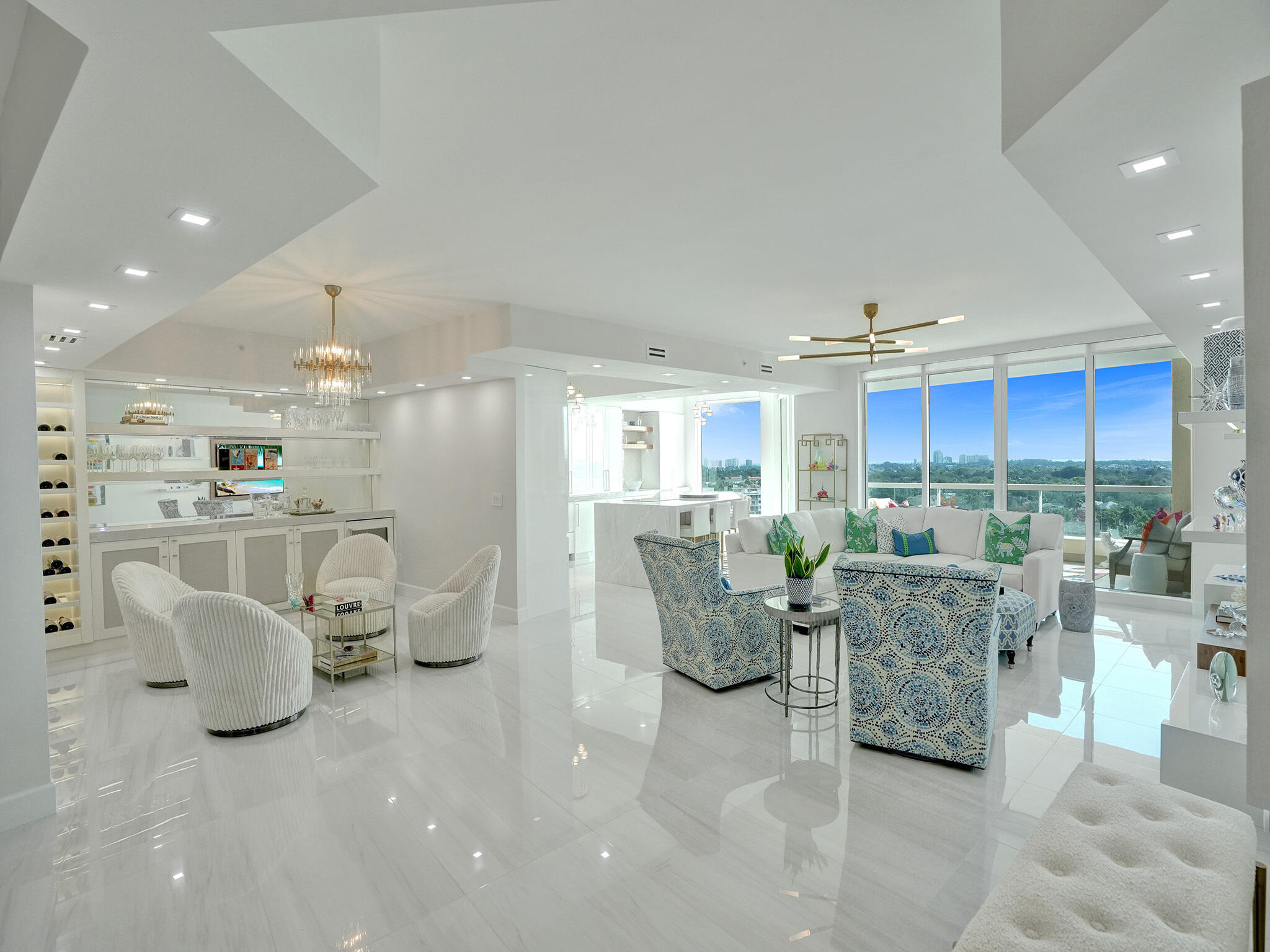 411 N New River Dr Drive E 1204