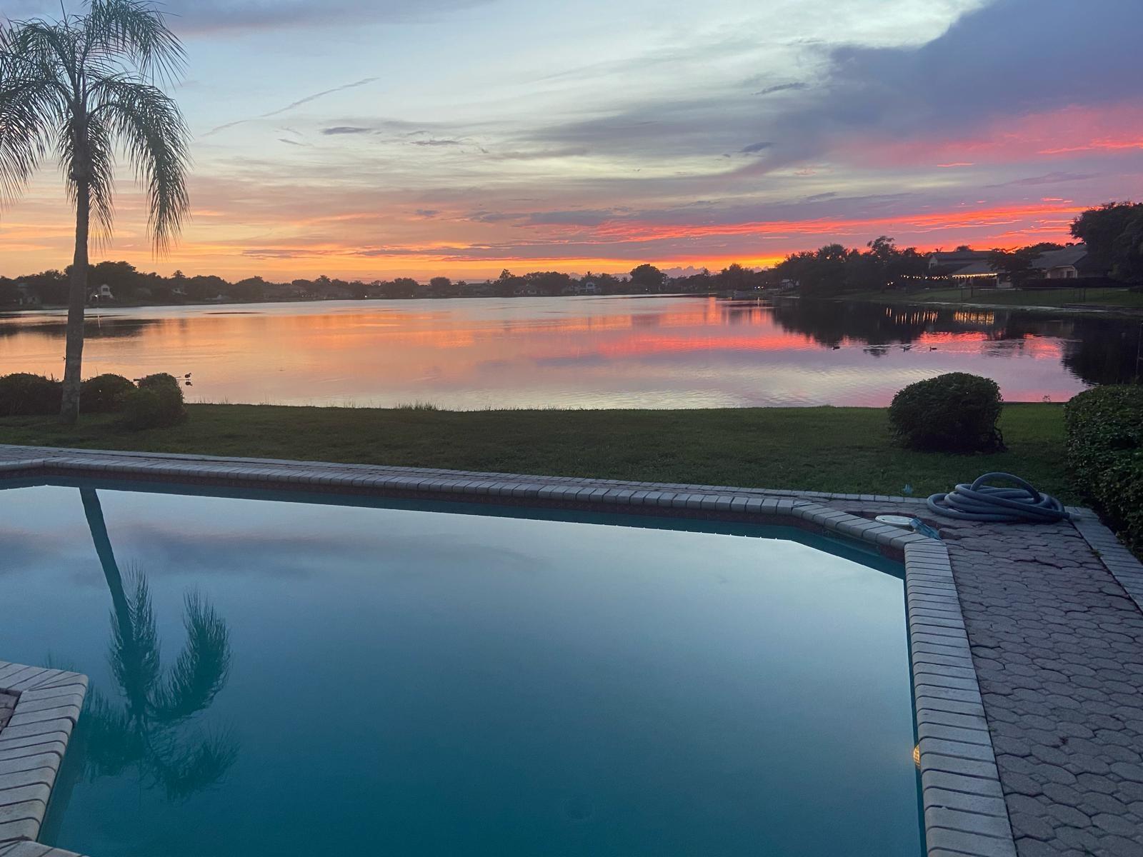 WELCOME TO THIS HIGHLY SOUGHT-AFTER RIDGEVIEW LAKE ESTATES! THIS SPACIOUS RESIDENCE FEATURES AN EAT-IN KITCHEN WITH STAINLESS STEEL APPLIANCES, A FORMAL DINING ROOM, LARGE LIVING AND FAMILY ROOMS. ENJOY VAULTED CEILINGS, OVERSIZED BEDROOMS WITH WALK-IN CLOSETS. THE OVERSIZED BACKYARD OFFERS A SPARKLING POOL, COVERED PATIO, AND STUNNING LAKE VIEWS—PERFECT FOR ENTERTAINING OR RELAXING. A RATED SCHOOLS! PRIME LOCATION CLOSE TO SHOPPING, DINING, AND MAJOR HIGHWAYS. DON’T MISS THIS INCREDIBLE OPPORTUNITY!