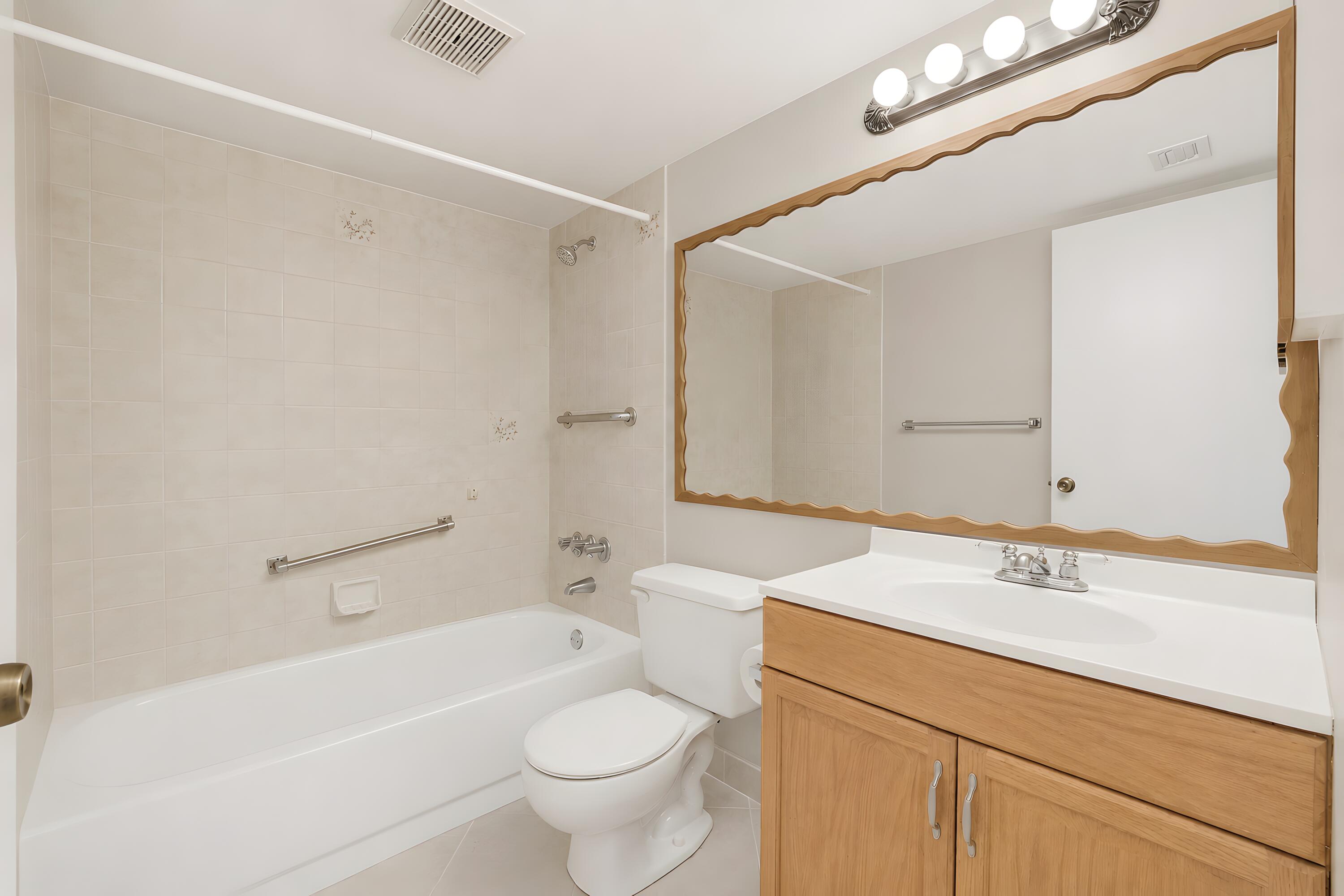 PINE RIDGE NORTH VILLAGE IV CONDO - Residential