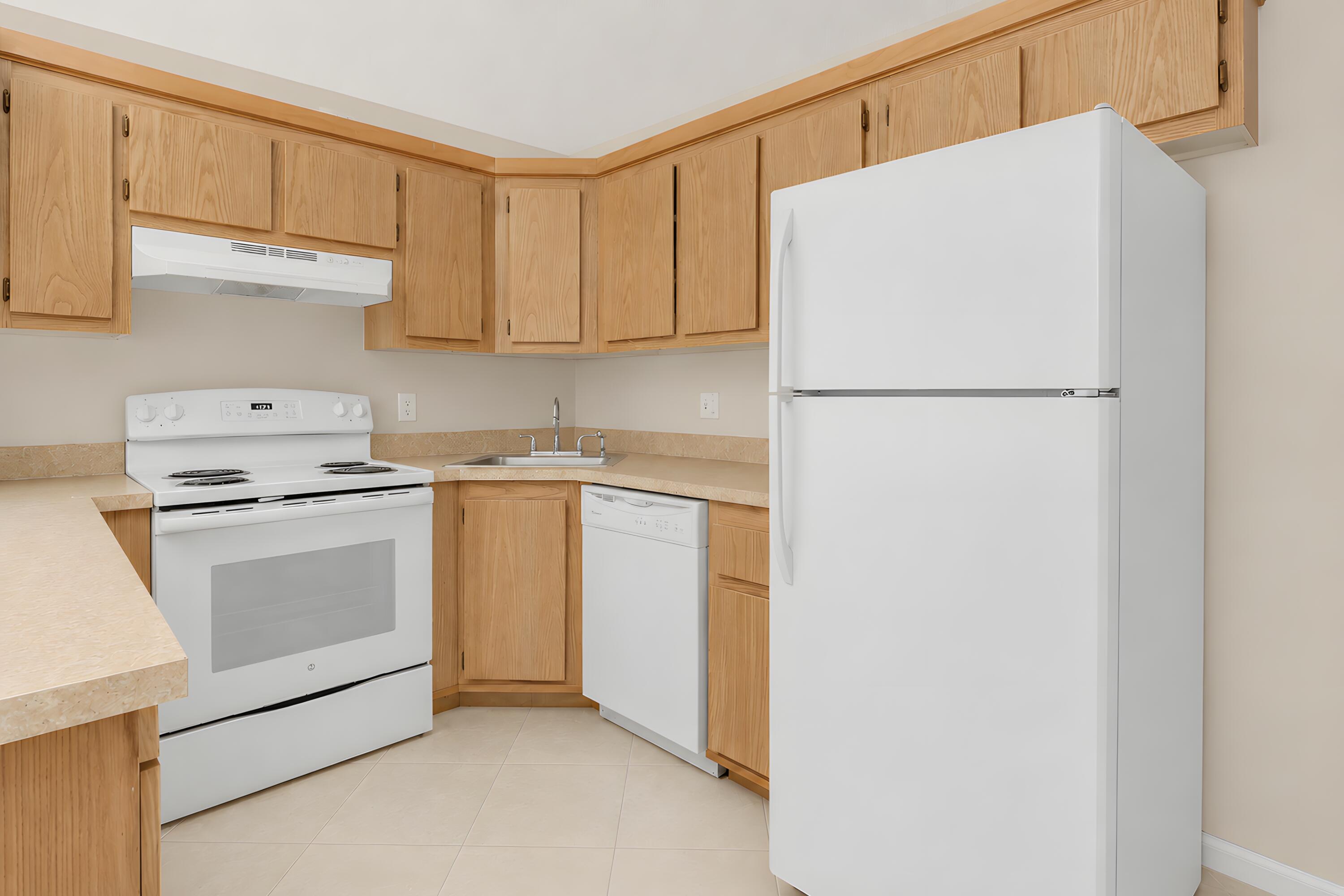 PINE RIDGE NORTH VILLAGE IV CONDO - Residential