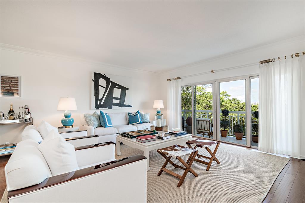 LAKE TOWERS CONDO - Residential