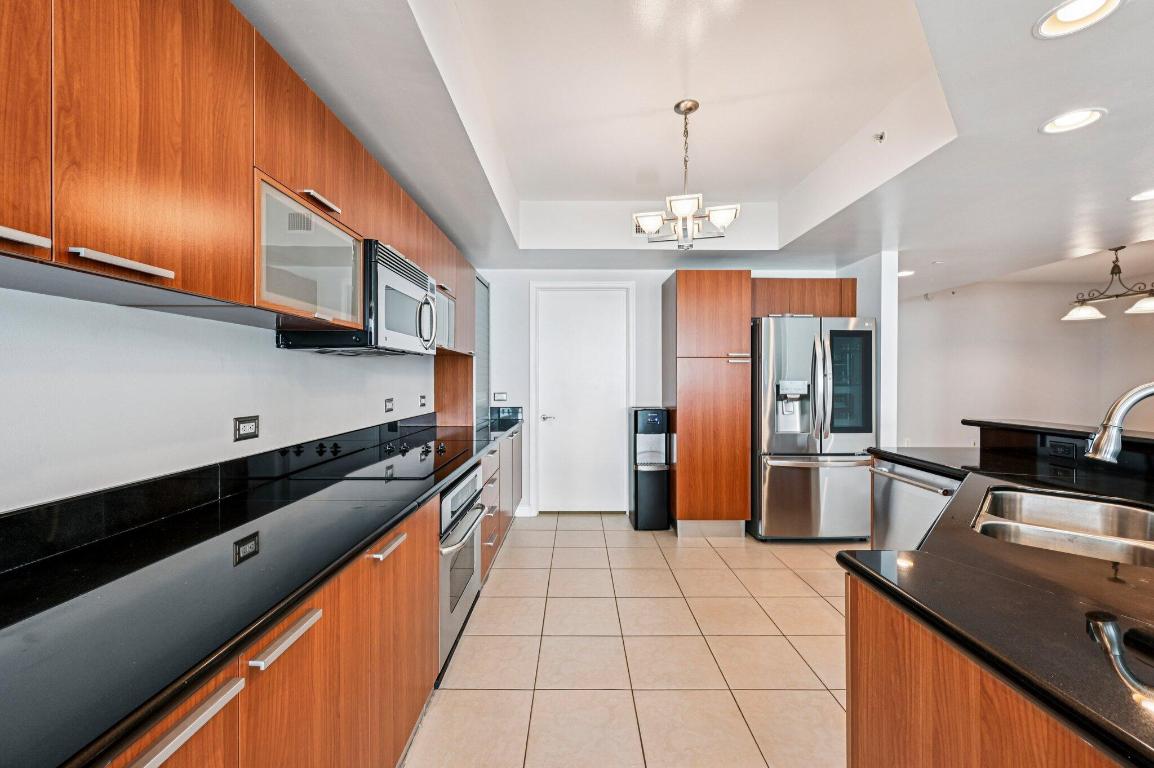 MARINA GRANDE RIVIERA BEACH CONDO - Residential