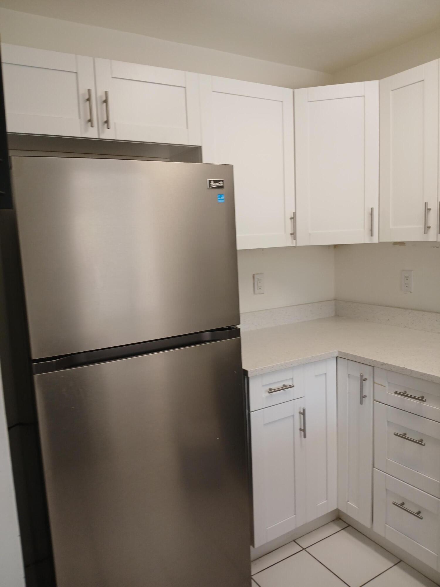 CYPRESS ESTATES OF PALM SPRINGS - Residential Lease