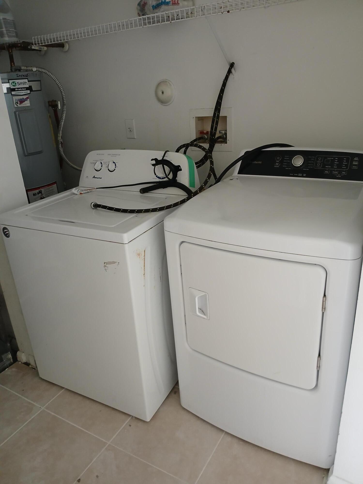 CYPRESS ESTATES OF PALM SPRINGS - Residential Lease